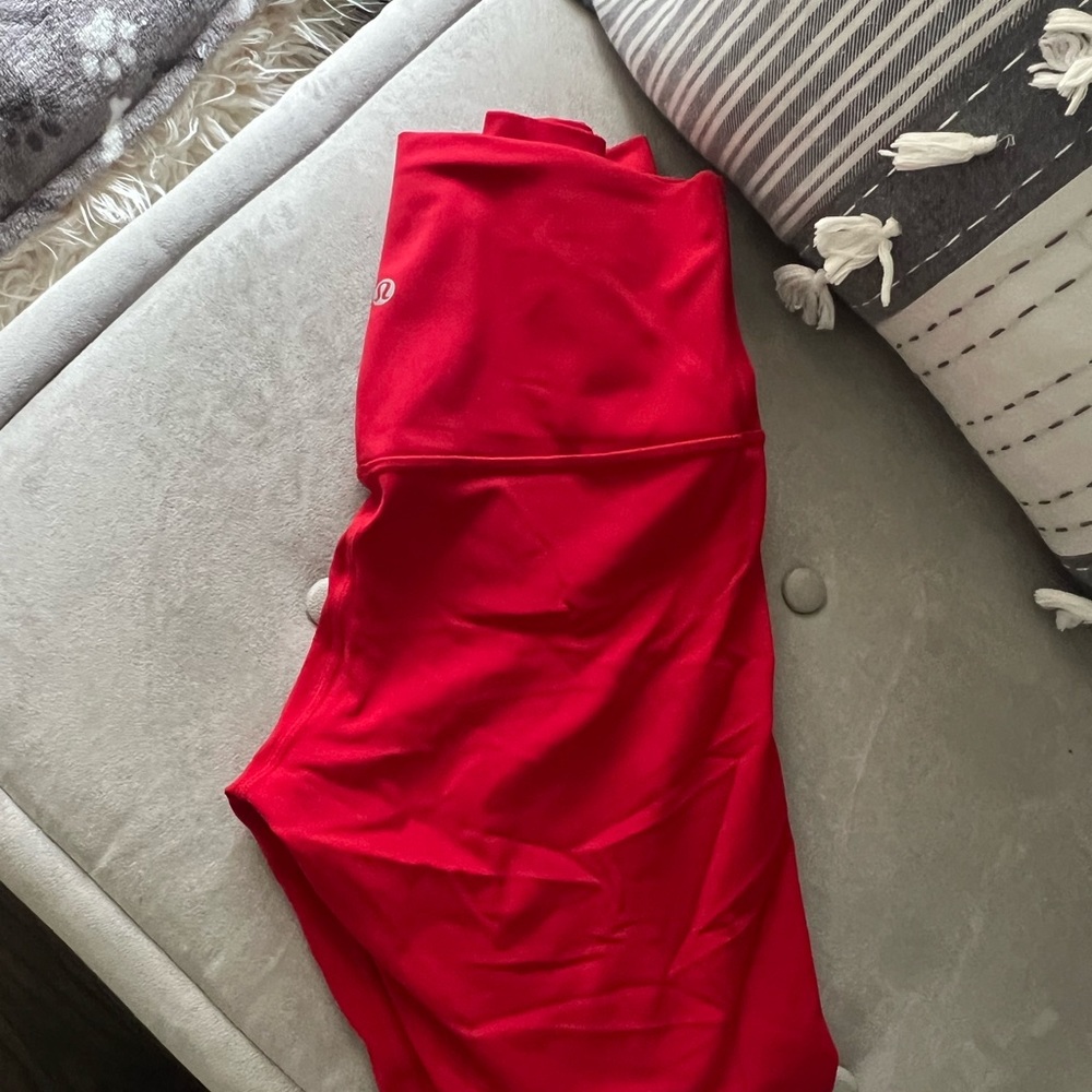NWOT Red Lululemon Align Leggings Size 6